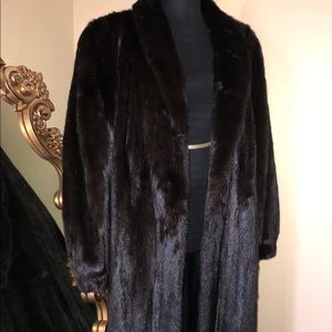 AUTHENTIC MINK FUR COAT
